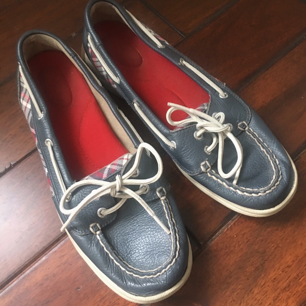 Size 9 Plaid Women’s Sperry’s
